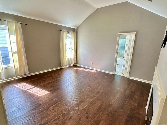 Building Photo - 12816 Cherry Laurel Dr
