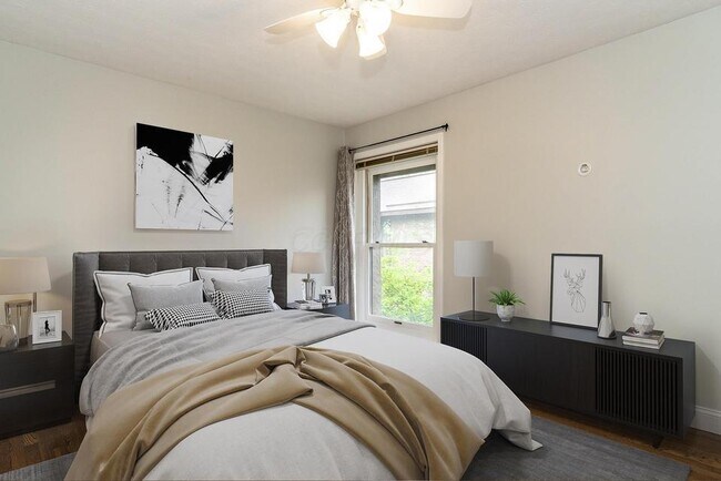 Building Photo - 2806 Downing Way