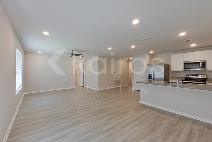 Building Photo - 4678 Malay Cir
