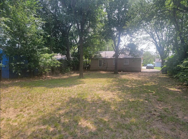 Building Photo - 2517 SW 42nd St