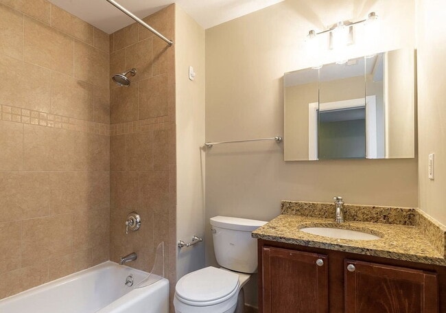 Building Photo - 2-Bed, 2-Bath Gem in Philadelphia's