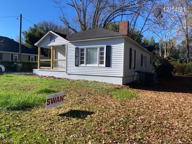 Building Photo - 107 Ford St