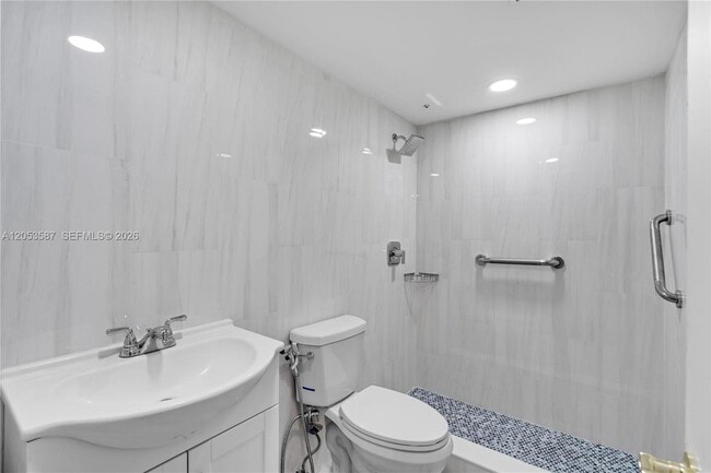 Building Photo - 801 SW 133rd Terrace