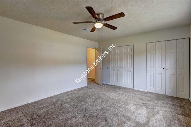 Building Photo - 2597 Stratford Ln