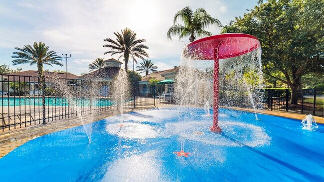 Building Photo - 8159 Fan Palm Way