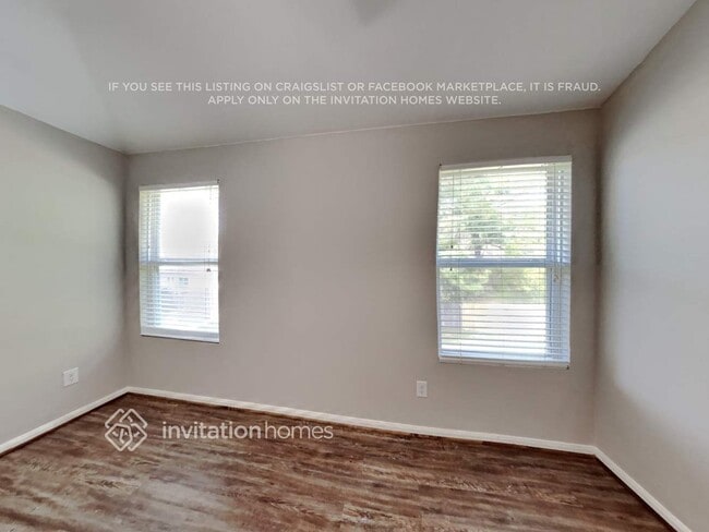 Building Photo - 16722 Warbler Dr