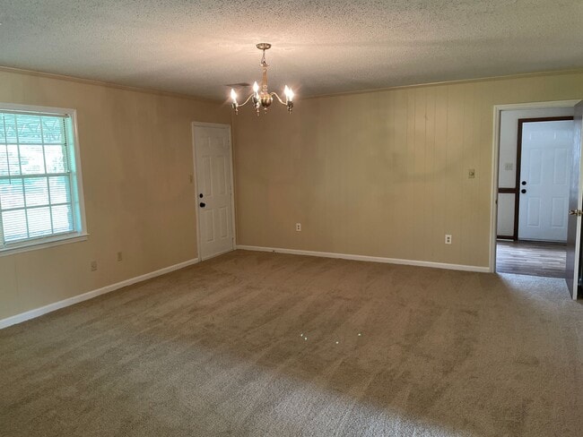 Building Photo - 242 Adler Dr