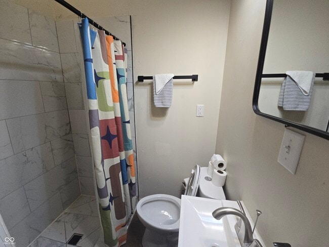 Building Photo - 1728 N Delaware St