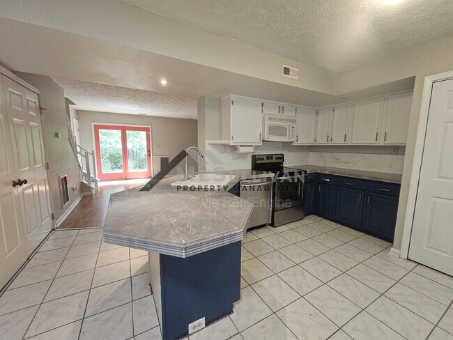 Building Photo - 8184 McGuire Dr