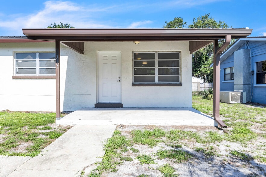 Building Photo - 313 N Arcadia Ave
