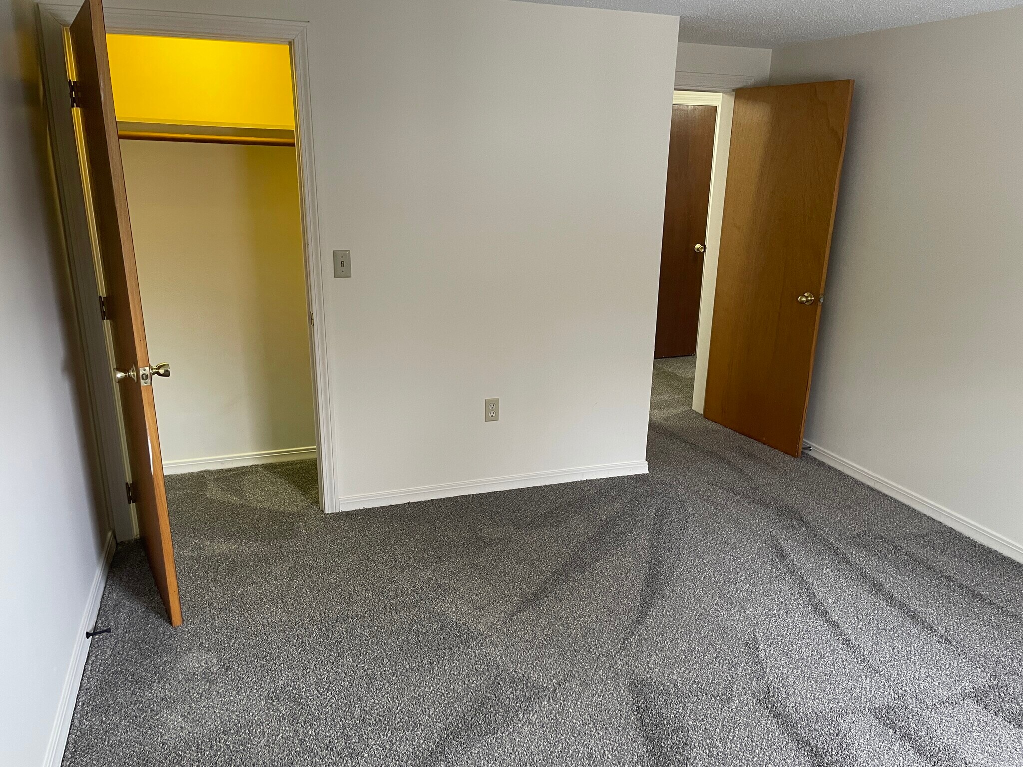 Building Photo - 820 State St