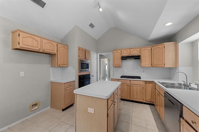 Building Photo - 902 Santa Cruz Dr