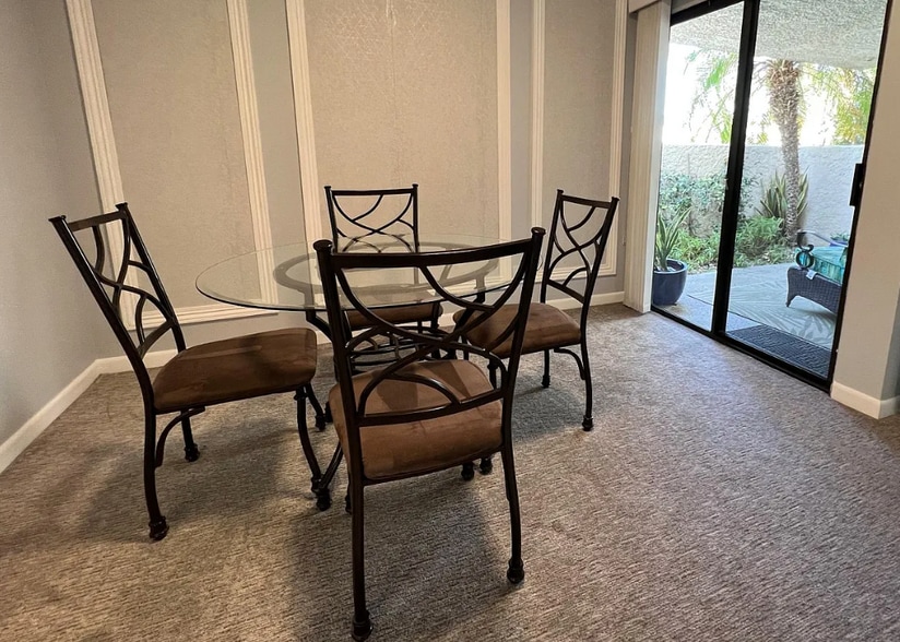 Building Photo - 2017 Normandy Ct