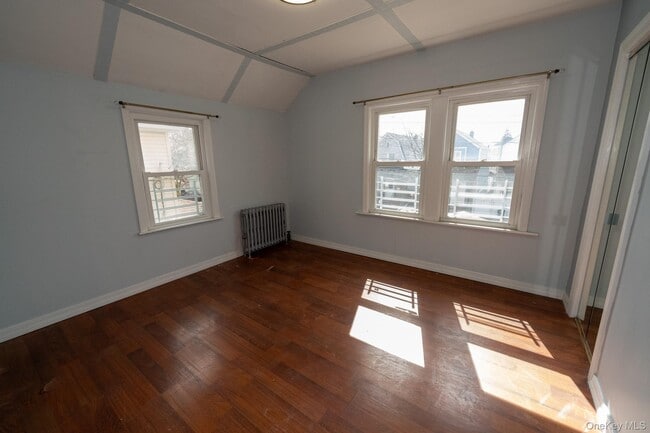 Building Photo - 105-41 90th St