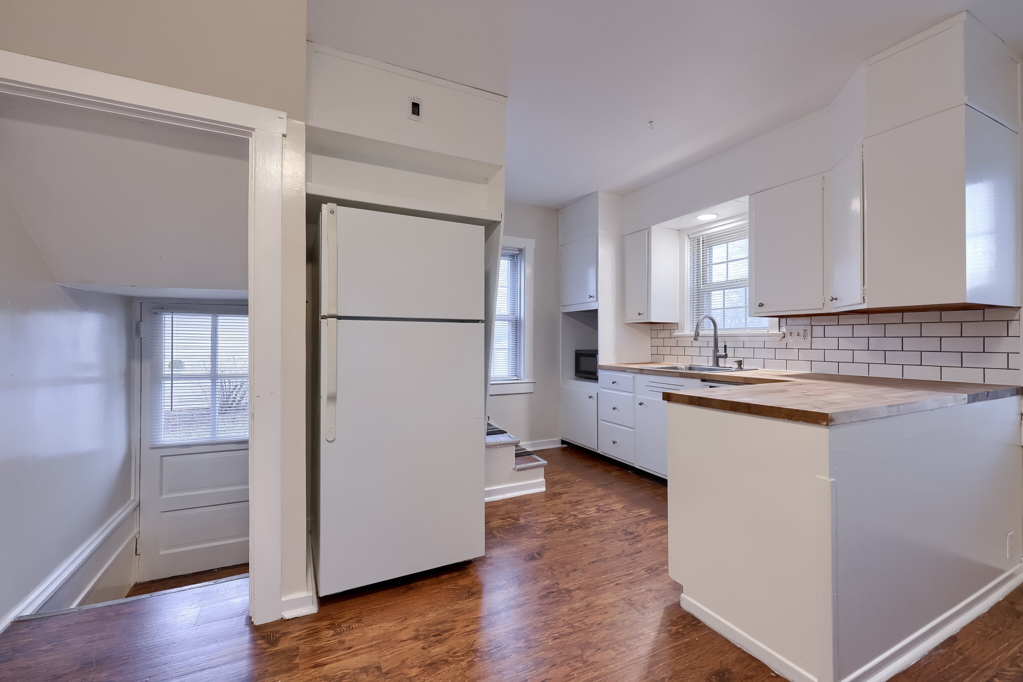 Building Photo - 123 N Spruce St