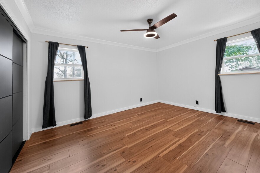 Building Photo - 3906 Pickett Dr SW