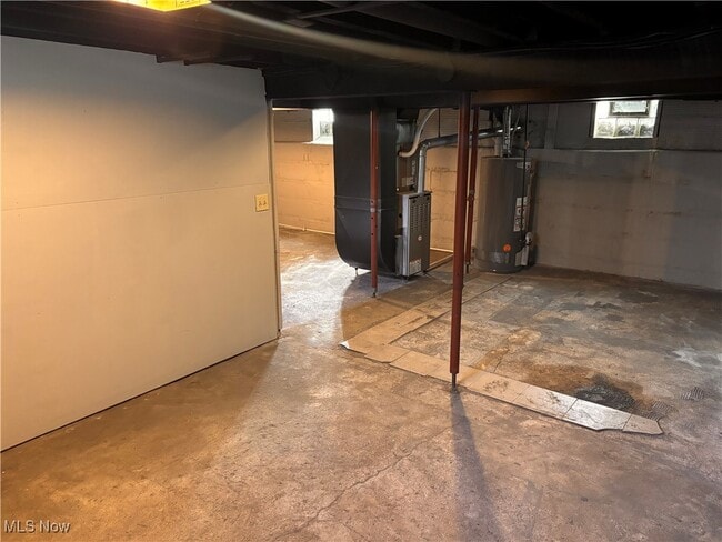 Building Photo - 1453 Woodbirch Ave