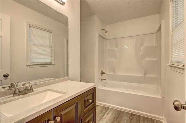 Building Photo - 4090 Knotty Oak Trail