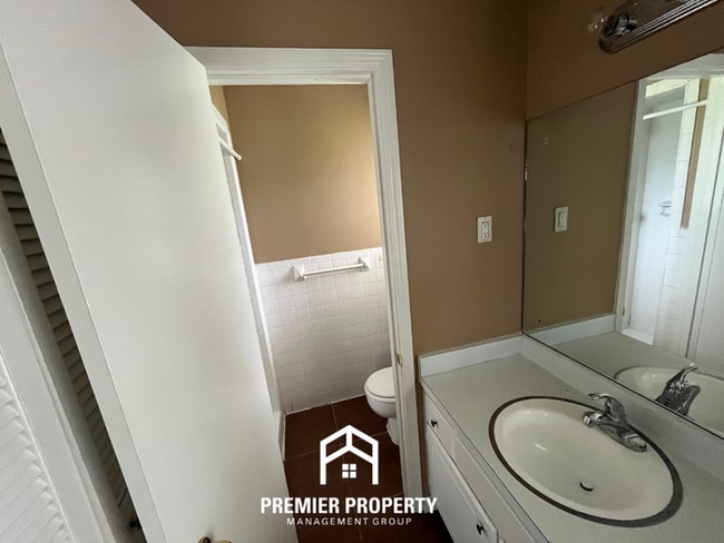 Building Photo - Spacious 4BR/2BA Whitehaven Home | 1,701 Sq Ft, Brick Fireplace & Quiet Cove