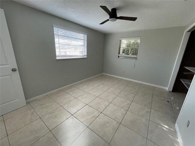 Building Photo - 1657 N Chickasaw Trail