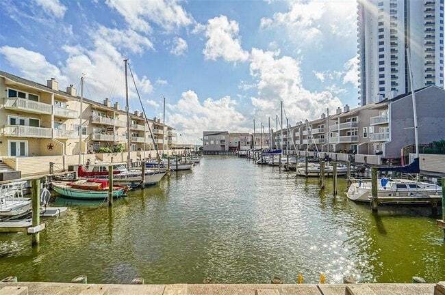 Building Photo - 4747 E NASA Pkwy