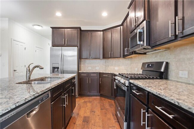 Building Photo - 2253 Lavista Ct NE