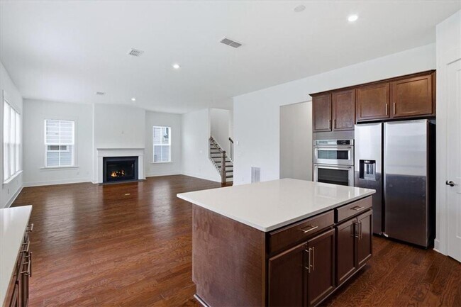 Building Photo - 4815 Wayt Farm Overlook