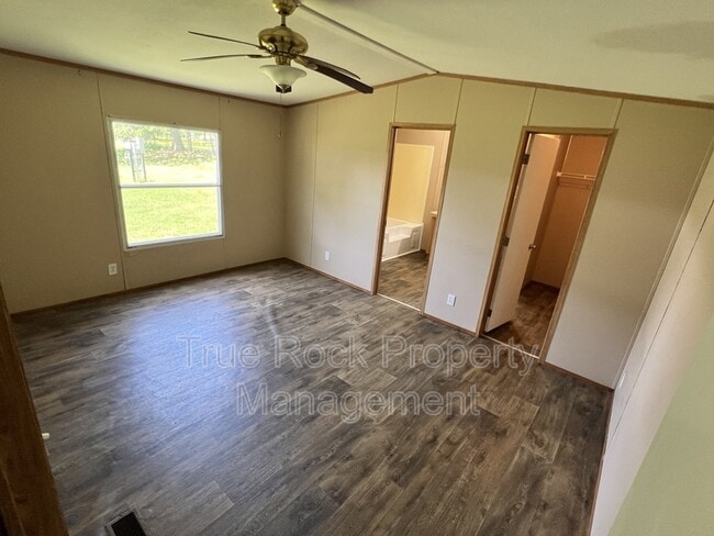 Building Photo - 16852 County Rd 1525