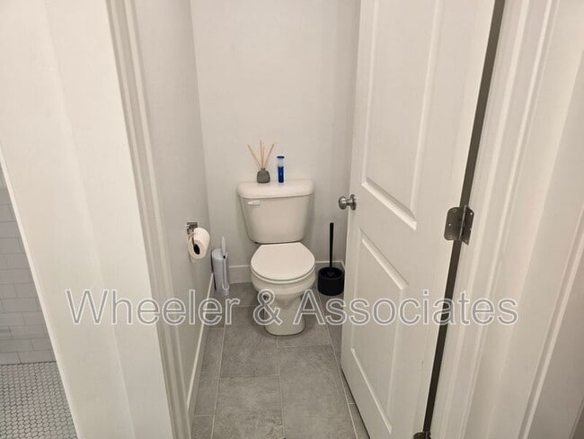 Building Photo - 2085 W 1715 S