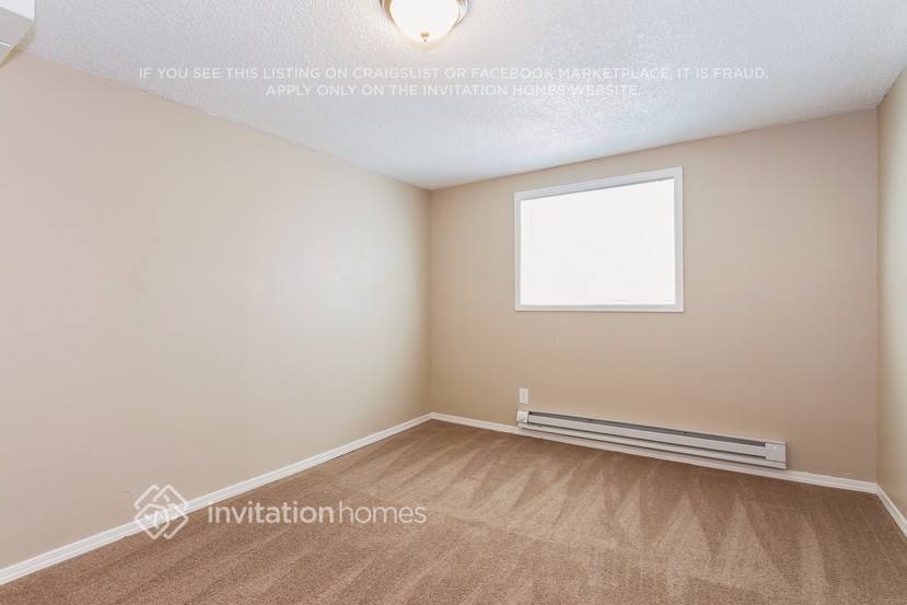 Building Photo - 10912 Birch Dr