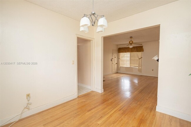 Building Photo - 637 SW 11th St