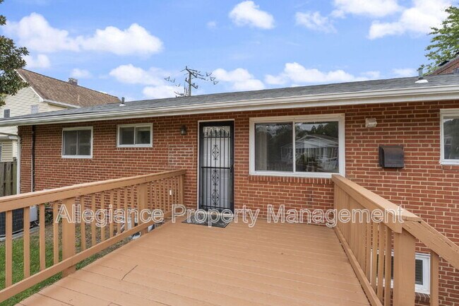 Building Photo - 2311 N Dinwiddie St