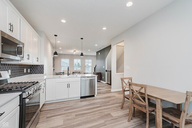 Building Photo - 4321 Barrel Ln