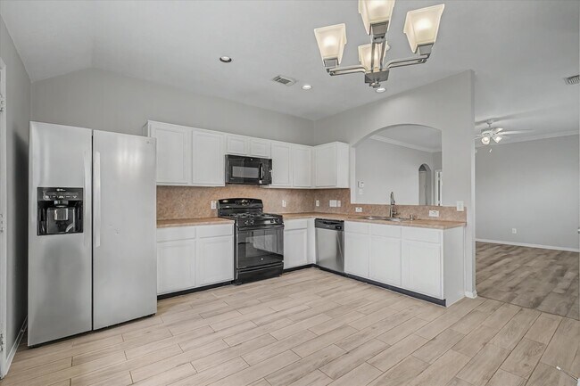 Building Photo - 19206 Terra Forest Ct
