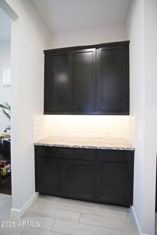 Building Photo - 10549 W Albert Ln