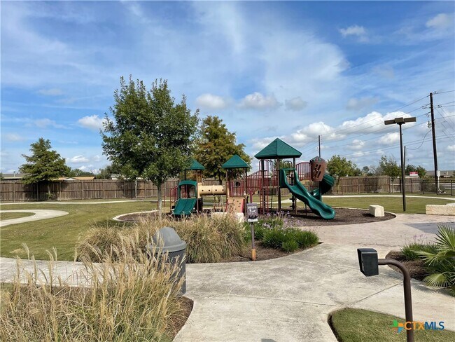 Building Photo - 2587 Diamondback Trail