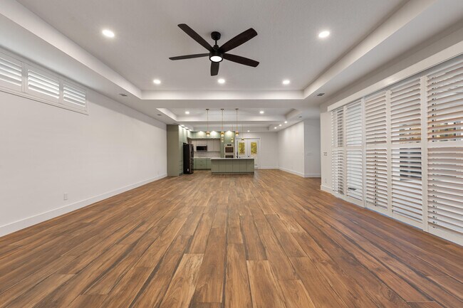 Building Photo - 700 SW Great Exuma Cove