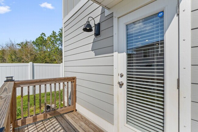 Building Photo - 9483 Nature Crk Cir