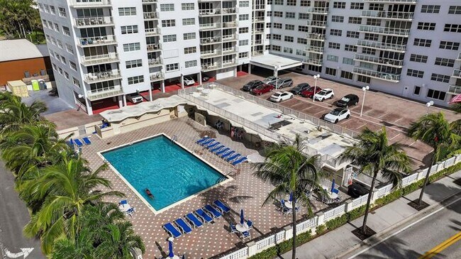 Building Photo - 111 N Pompano Beach Blvd