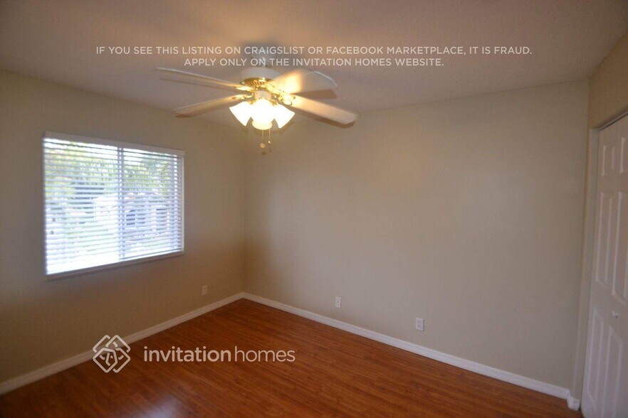 Building Photo - 3774 Woodfield Dr