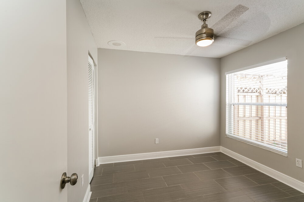 Building Photo - 11841 Hickorynut Dr