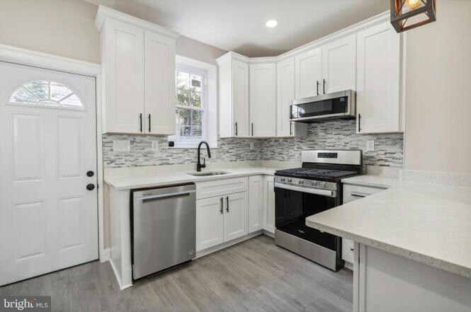 Building Photo - 1828 Hoffman St