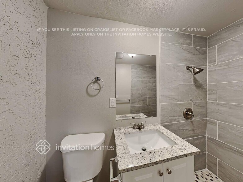 Building Photo - 5675 Tomah Dr