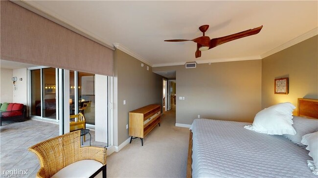 Building Photo - 3 br, 2 bath Condo - 2104 West First Stree...