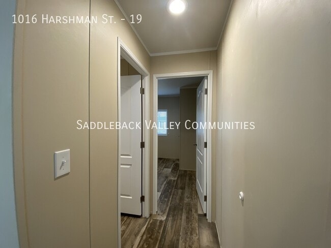 Building Photo - 1016 Harshman St