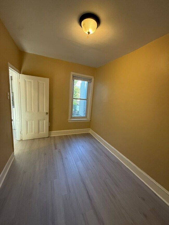 Building Photo - 3-Bedroom Home in Franklinville