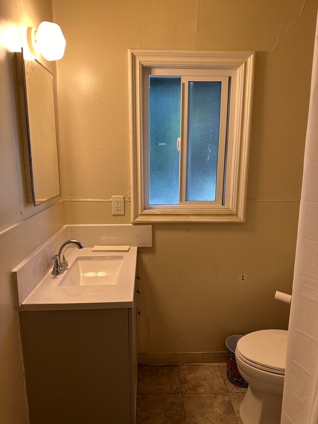 Bathroom - 3826 Sawtelle Blvd