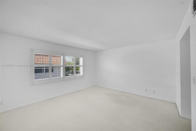 Building Photo - 5555 N Ocean Blvd
