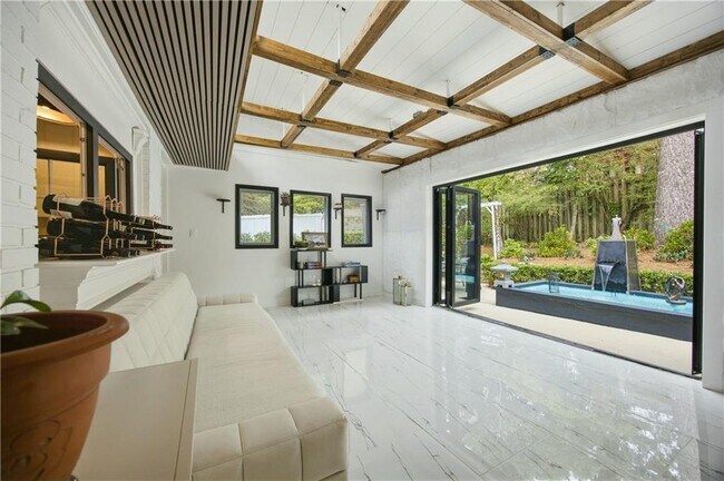 Building Photo - 2220 Spring Mill Cove