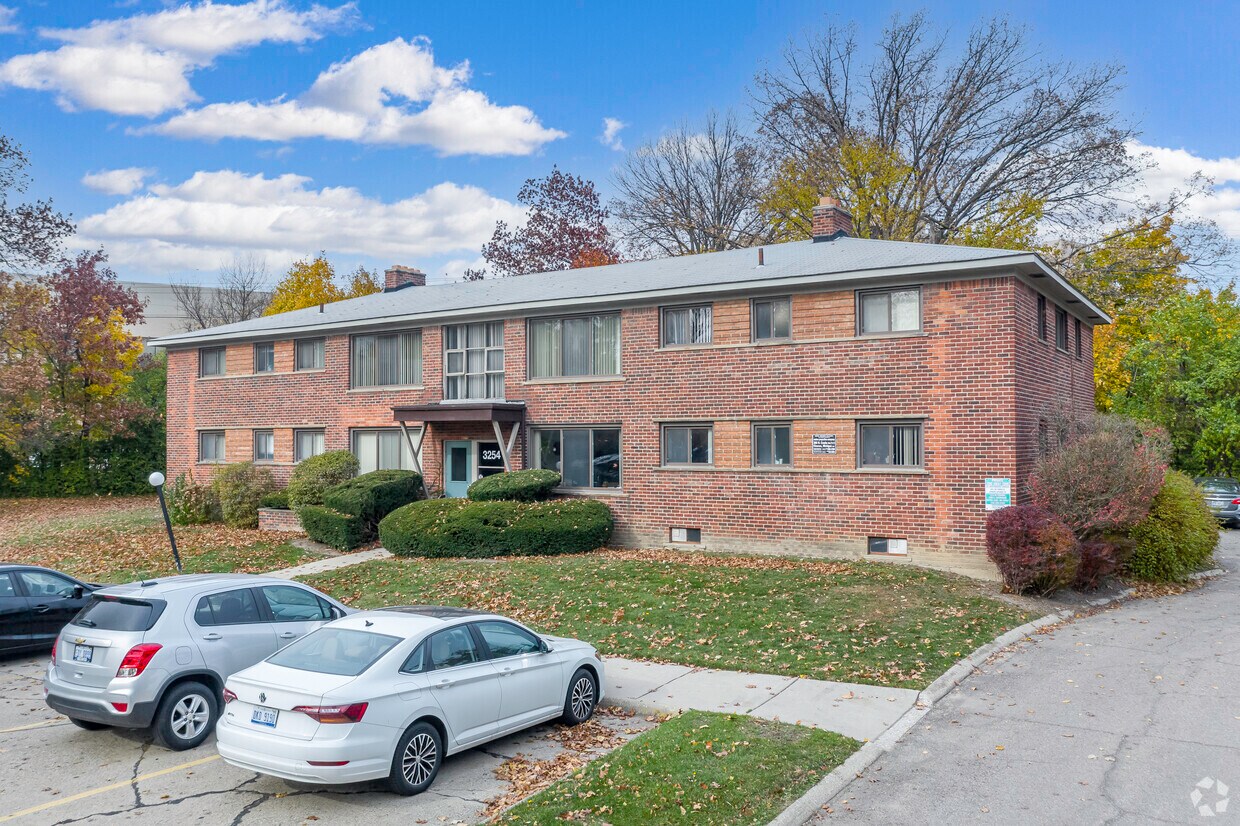 Amber Court Apartments Royal Oak Mi Apartment Finder